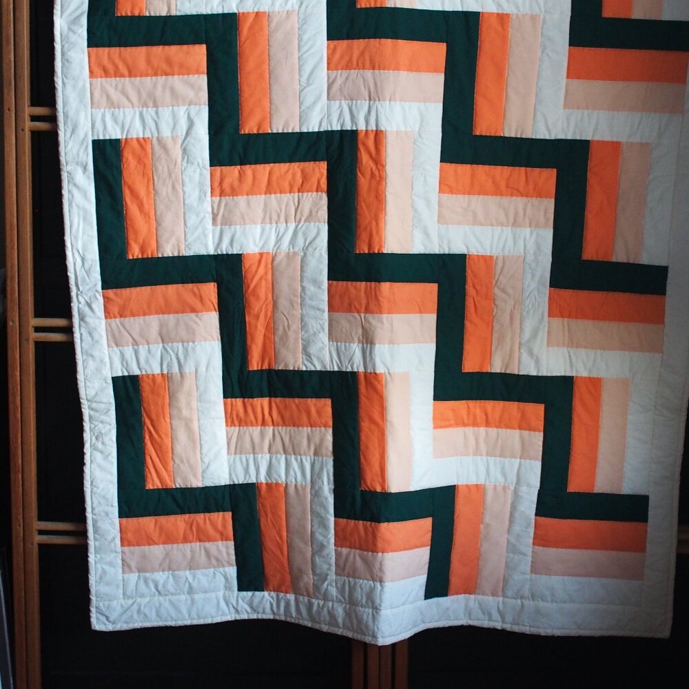 Like NEW Beautiful Fall Handmade, Handstitched, Log Cabin Lap Quilt - Picture 9 of 11